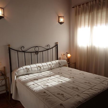 Hostal Restaurante Las Canteras Pedrera Esterno foto